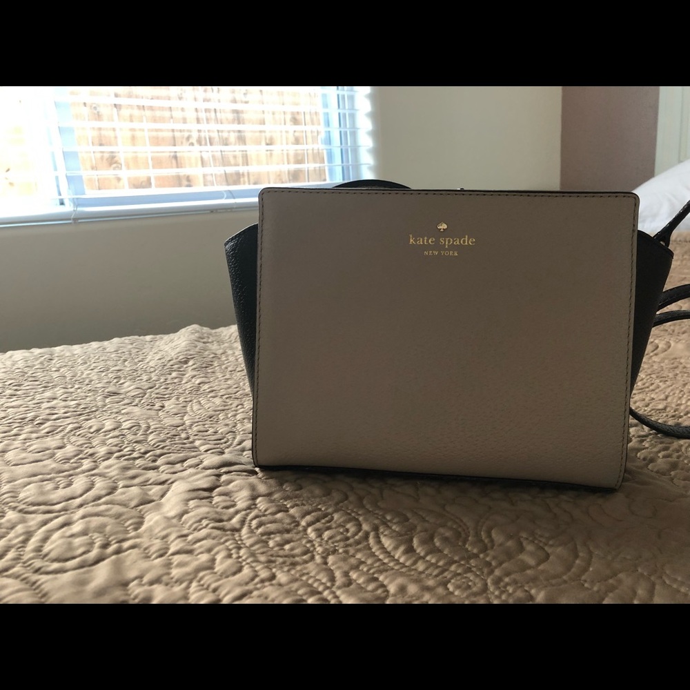 Kate spade purse